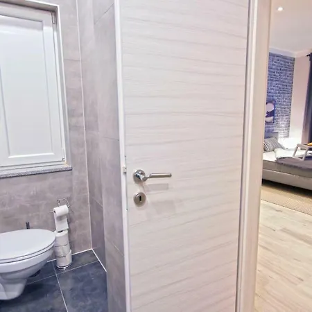 Frank-kiss Apartament