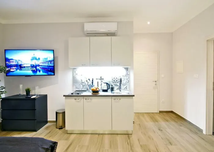 Frank-kiss Apartament